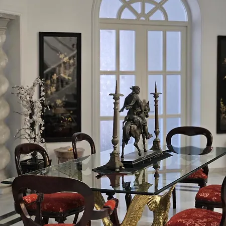 Palacio 3*