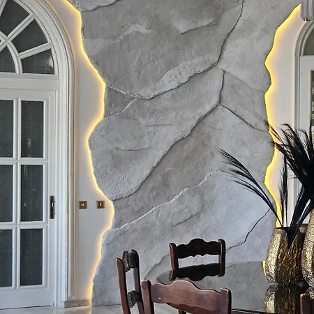 Palacio بيت ضيافة ماربيا