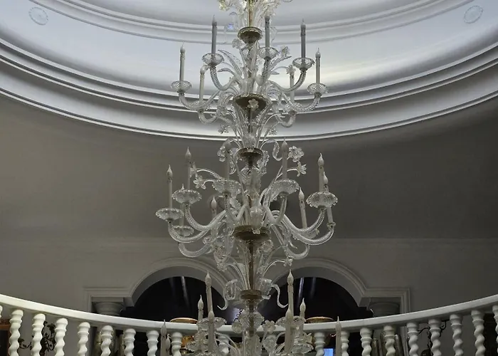 Palacio Penzion Marbella