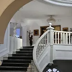 Palacio 招待所 3*