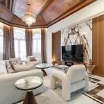 Palacio 招待所 3*