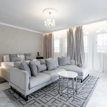 Palacio 3*