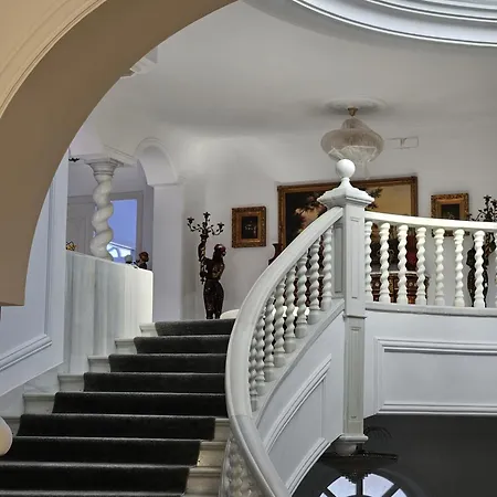 Palacio Guest house *